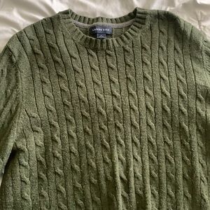 Sweater lightly worn. Still in good condition.